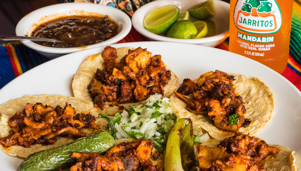 jarritos-mexican-soda-PNCPZ-NcTE4-unsplash